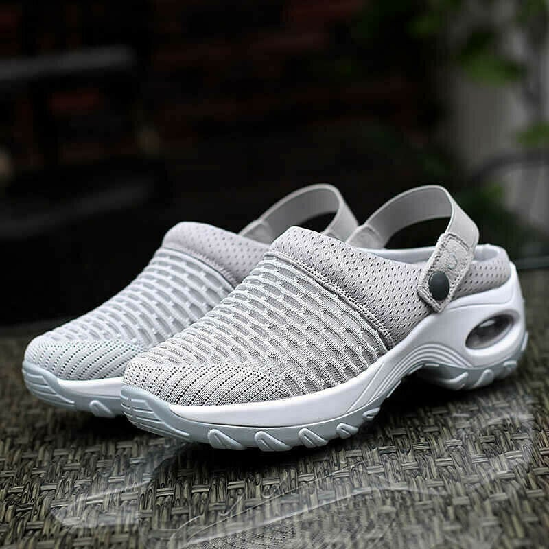 2021 breathable mesh lightweight soft sole sneakers