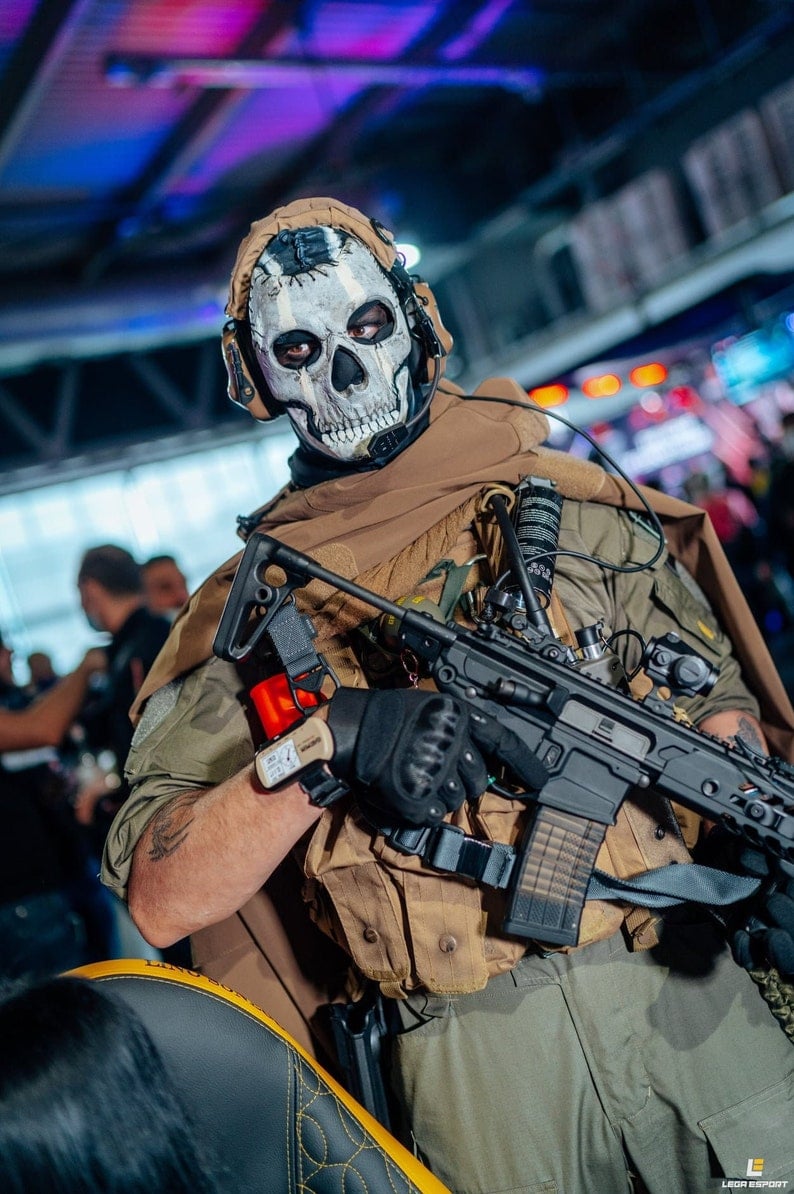 Modern Warfare 2019 Ghost Mask