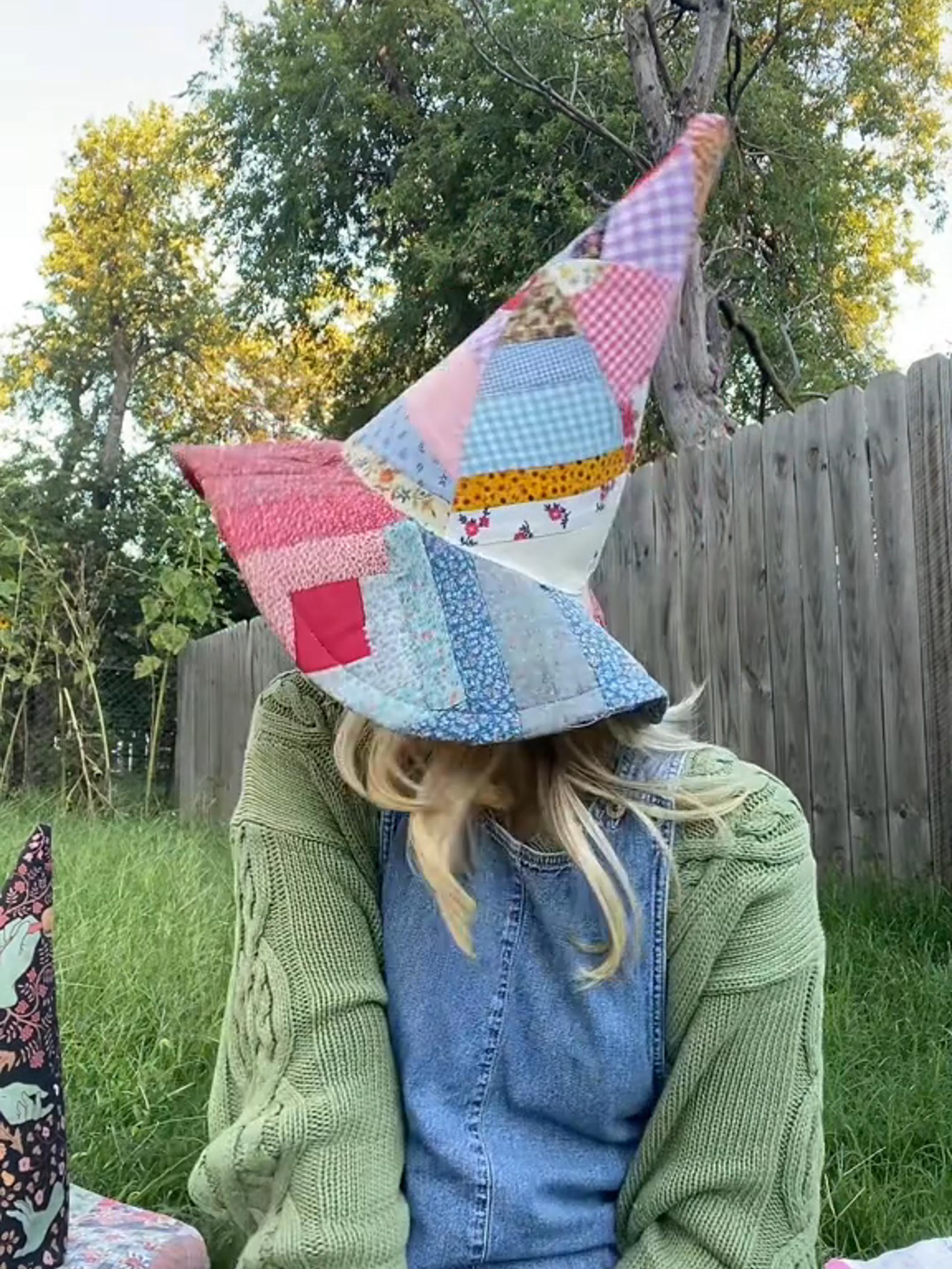 🔥Last Day 49% OFF - The Quilted Witch Hat | Handcrafted Folk Art Hat--BUY 2 FREE SHIPPING
